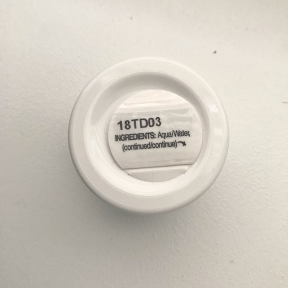 Kiehl’s Ultra Facial Moisturizing Cream - Picture 2 of 3